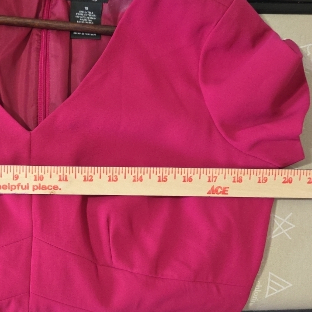 The East 5th EUC Women's Size 10 Fuchsia Sheath Dress Fully Lined - Picture 7 of 9